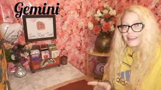 Gemini ♊ You're leveling up 🔮💖 Tarot reading