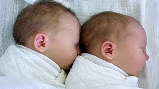 Как уложить спать двойняшек? Как уложить спать двойняшек?