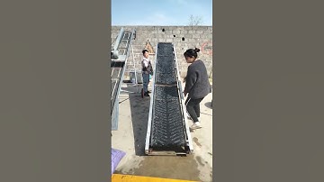 The length of the corn cobbing machine can be customized,