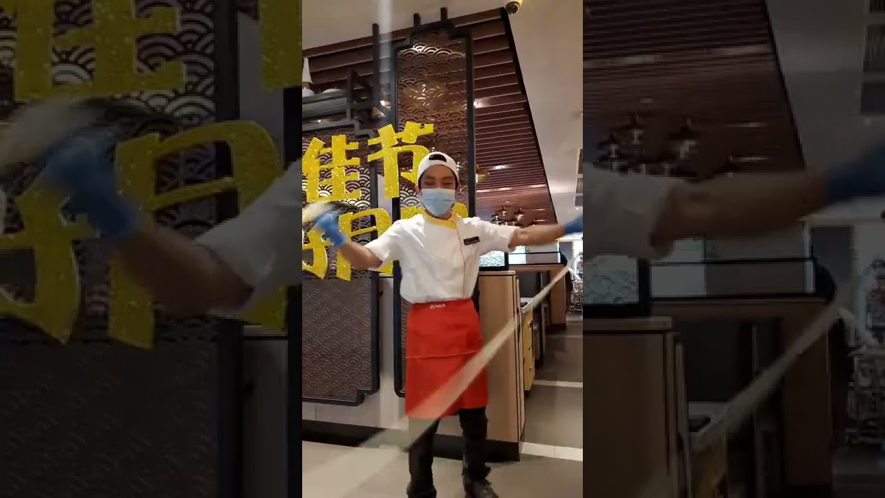 Noodle Dance at Haidilao Hot Pot Plaza Singapura YouTube