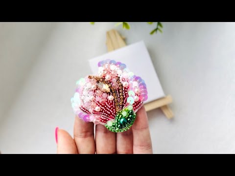 Брошь магнолия из бисера 🌸 Мастер-класс | Украшение своими руками