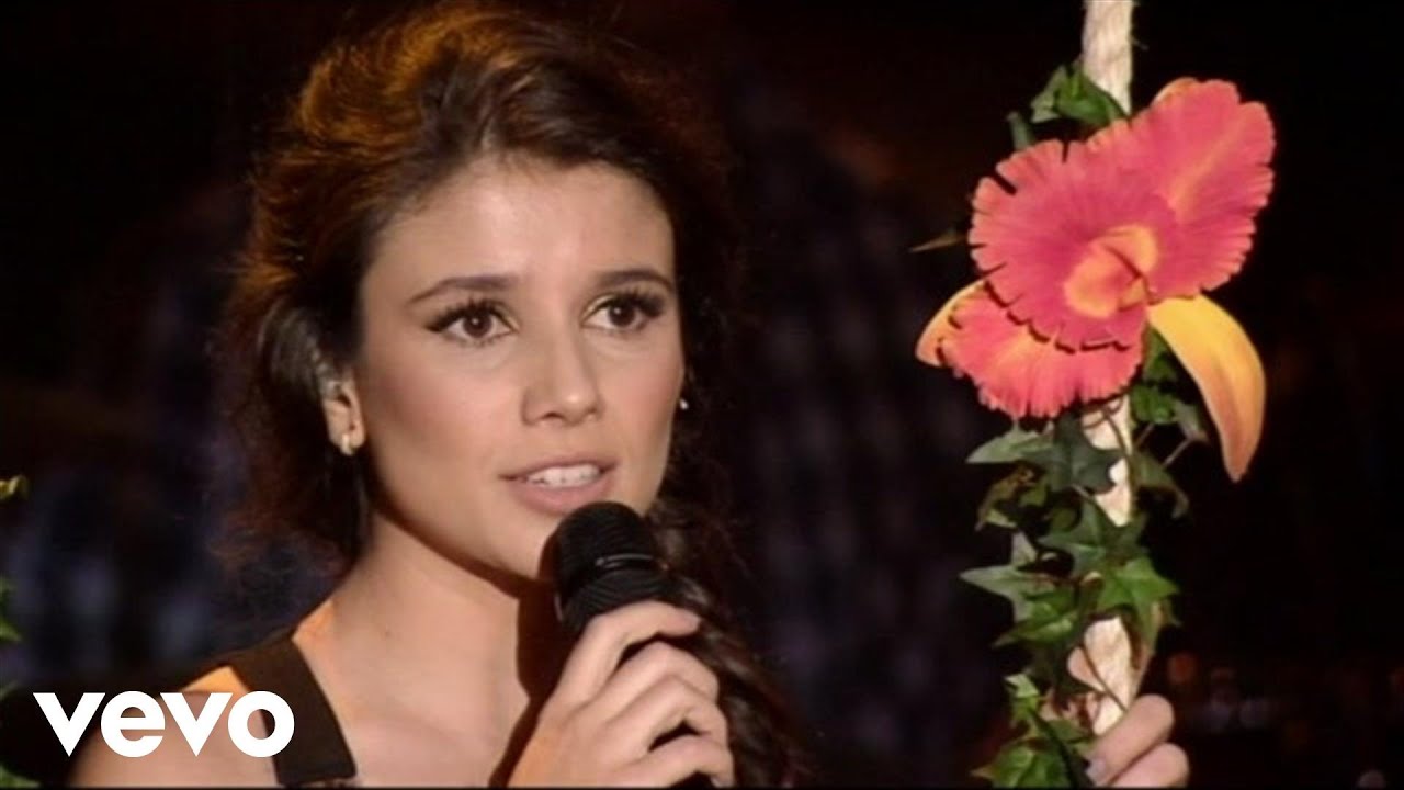 Watch Paula Fernandes - Quero Sim (Ao Vivo) on YouTube Watch Paula Fernandes - Quero Sim (Ao Vivo) on YouTube