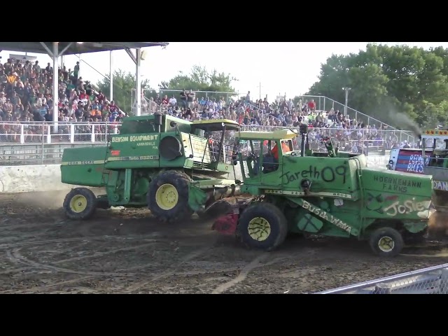 COMBINE DERBY (heat #1 @ Wright County Fair)