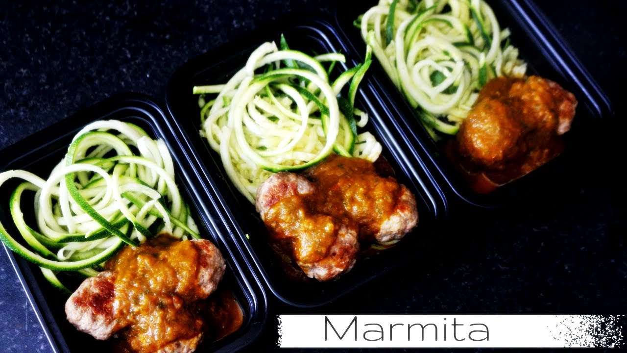 MARMITA LOW CARB MARMITA SAUDÁVEL: ALMÔNDEGAS DE PERÚ COM ESPARGUETE DE COURGETTE