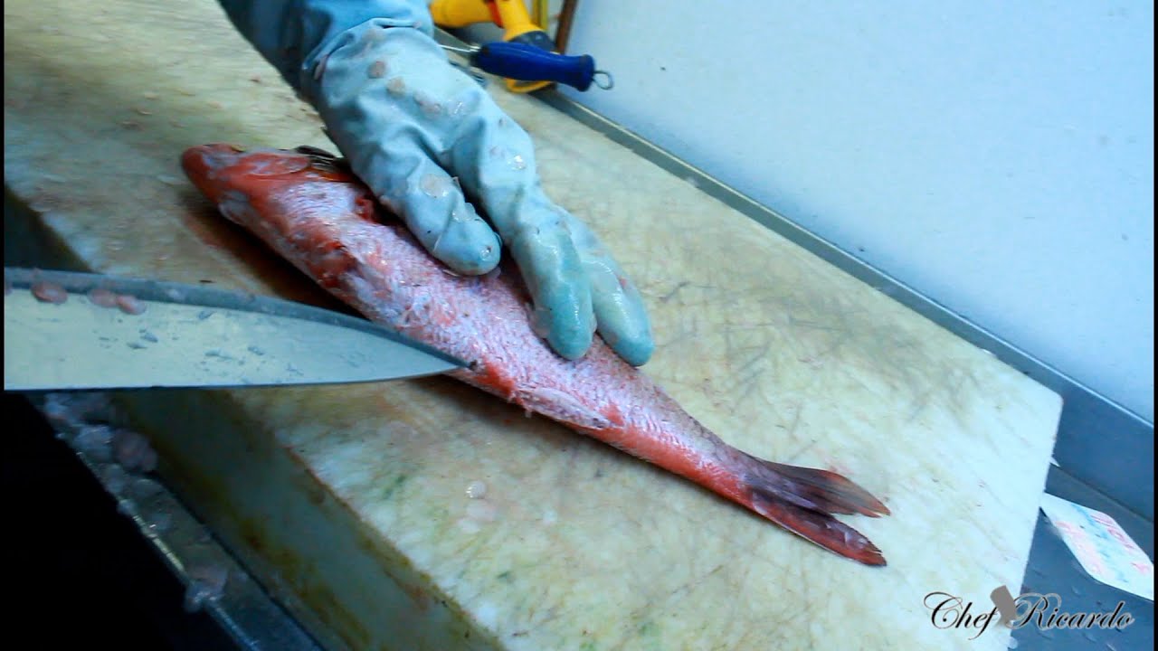 How They Clean Fresh Fish At The Market Jamaica Chef ...