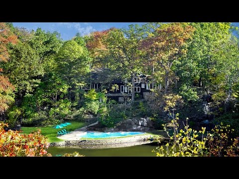 1000 Old White Plains Road, Mamaroneck, NY home video tour