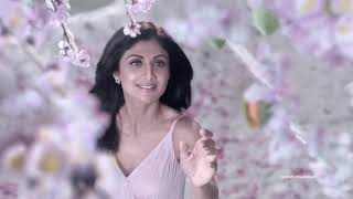 Navratna Ayurvedic Oil Almond Cool Launch Ad Featuring Shilpa Shetty 2