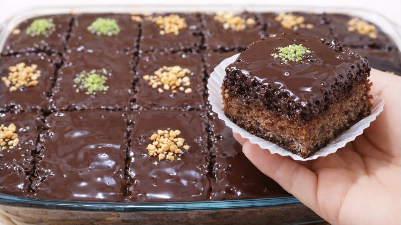 بسبوسة ذوق شوكولا🍫  😋غير بزوج بيضات و السكرةونتي تتحكمي فيه حلاوة معتدلة👌🤤