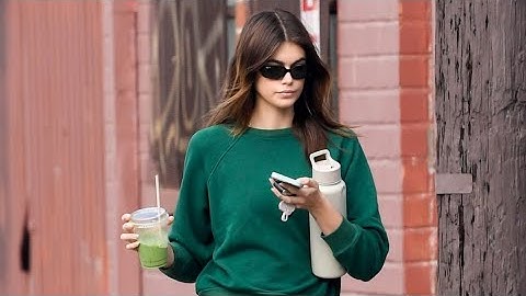Kaia Gerber Heading To Her Gym At Los Angeles In Green