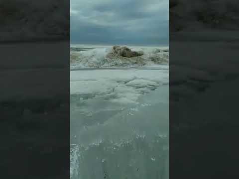 На реке Лена в Якутске и его пригородах начался ледоход