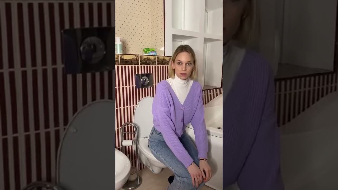 Tik-Tok: пошла в гостях в туалет