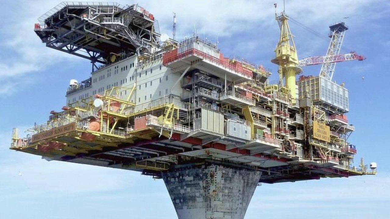 The 5 Biggest And Most Badass Oil Rigs In The World - YouTube