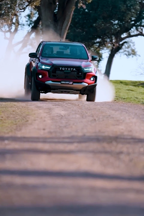 2024 TOYOTA HILUX GRS