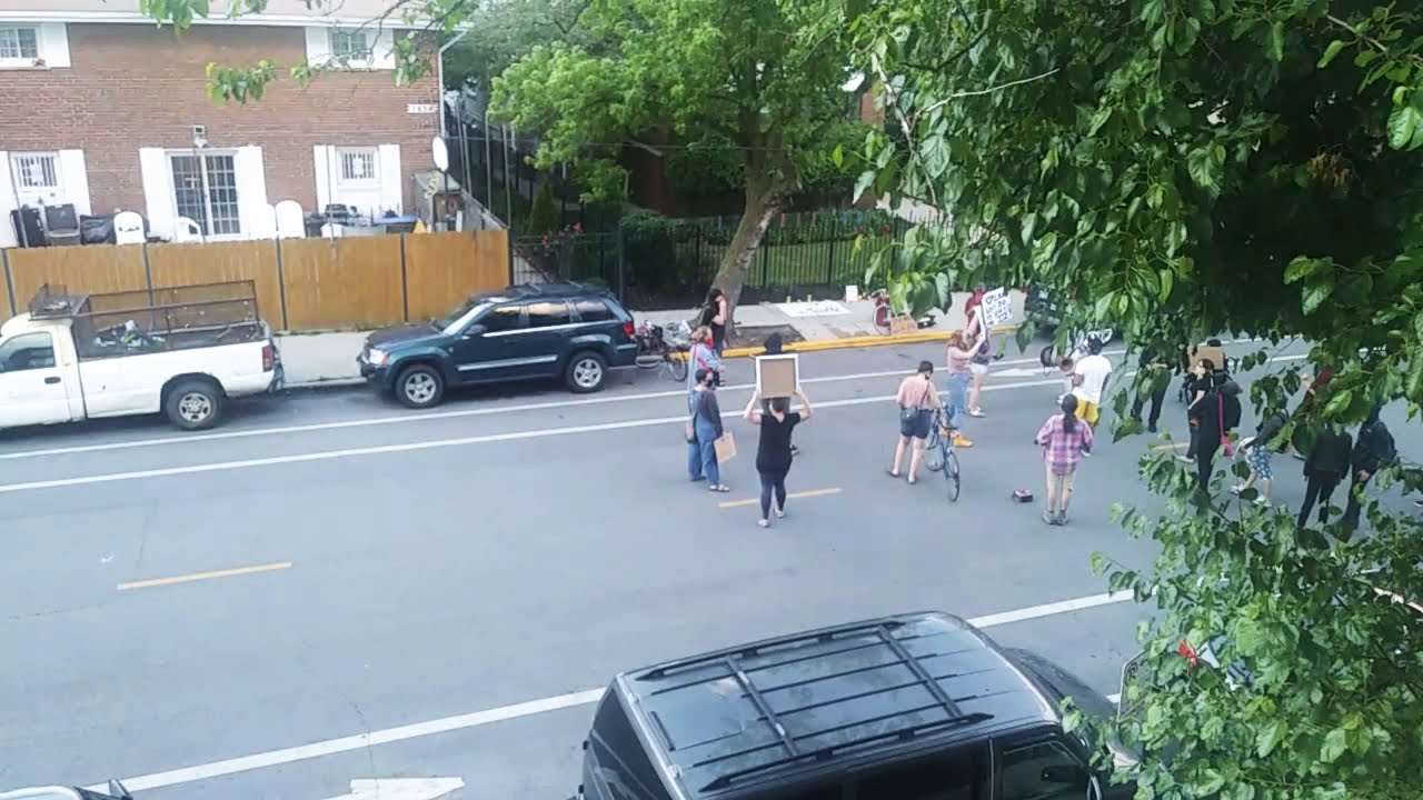 People outside - YouTube