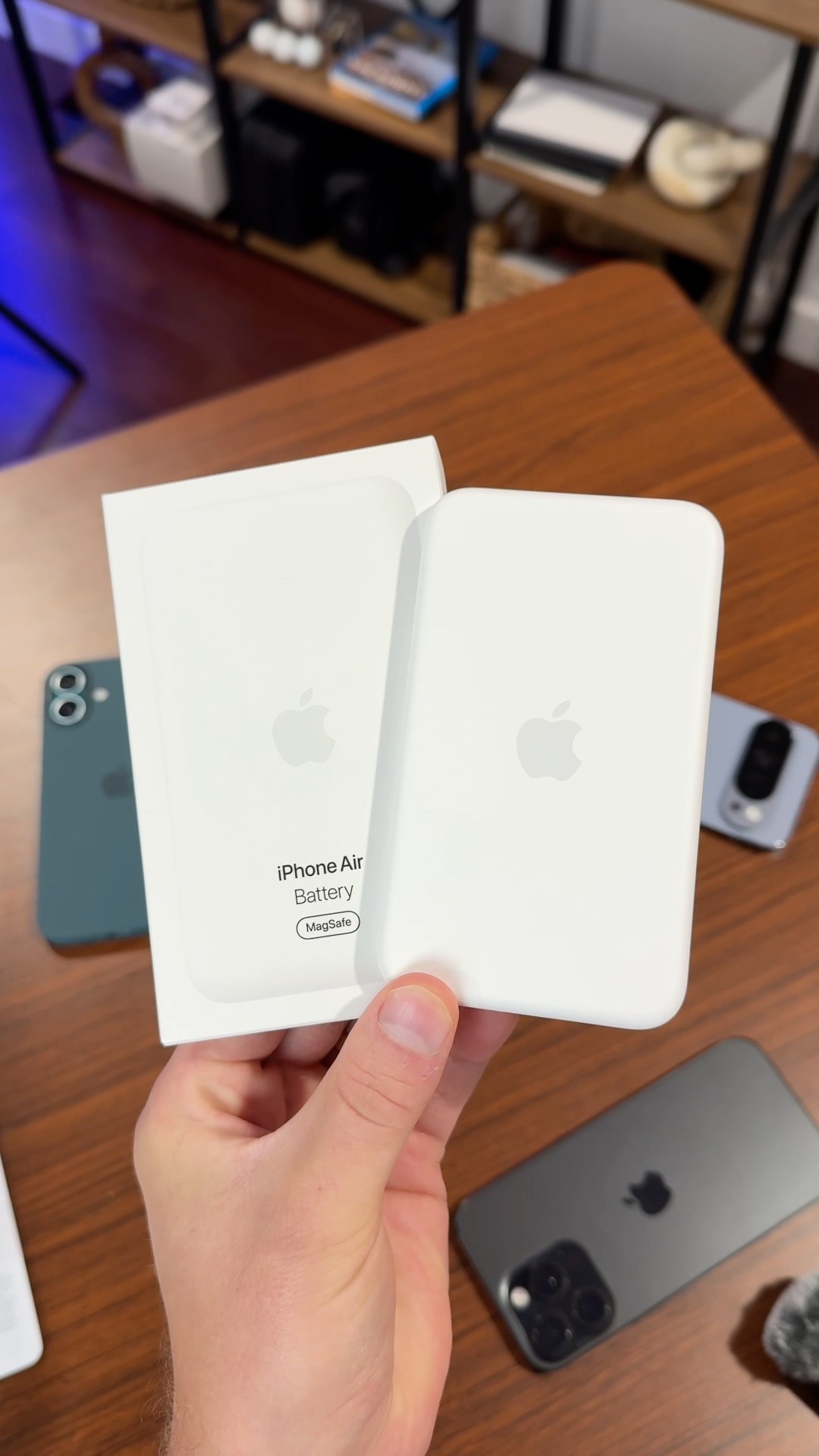 iPhone Air MagSafe Battery Unboxing! - YouTube