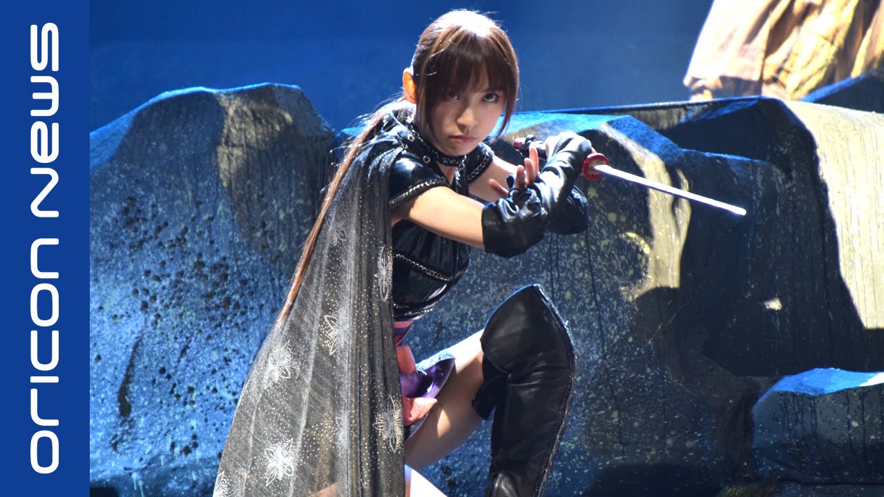 篠田麻里子、AKB48卒業後初舞台でくノ一姿を公開 中村勘三郎が壮絶な