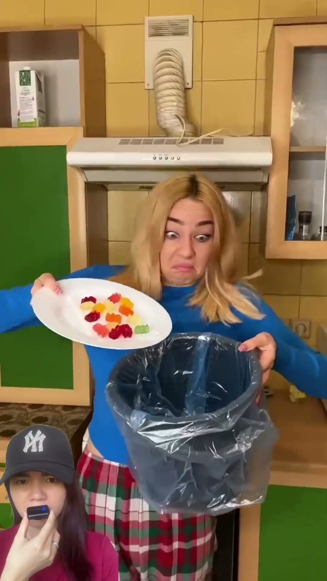 MAKANAN TETANGGA BARU MALAH DI BUANG TAPI AKHIRNYA ⁉️#shorts #dubbing #funny