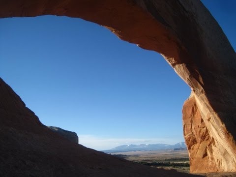 Wilson Arch - Moab, Utah