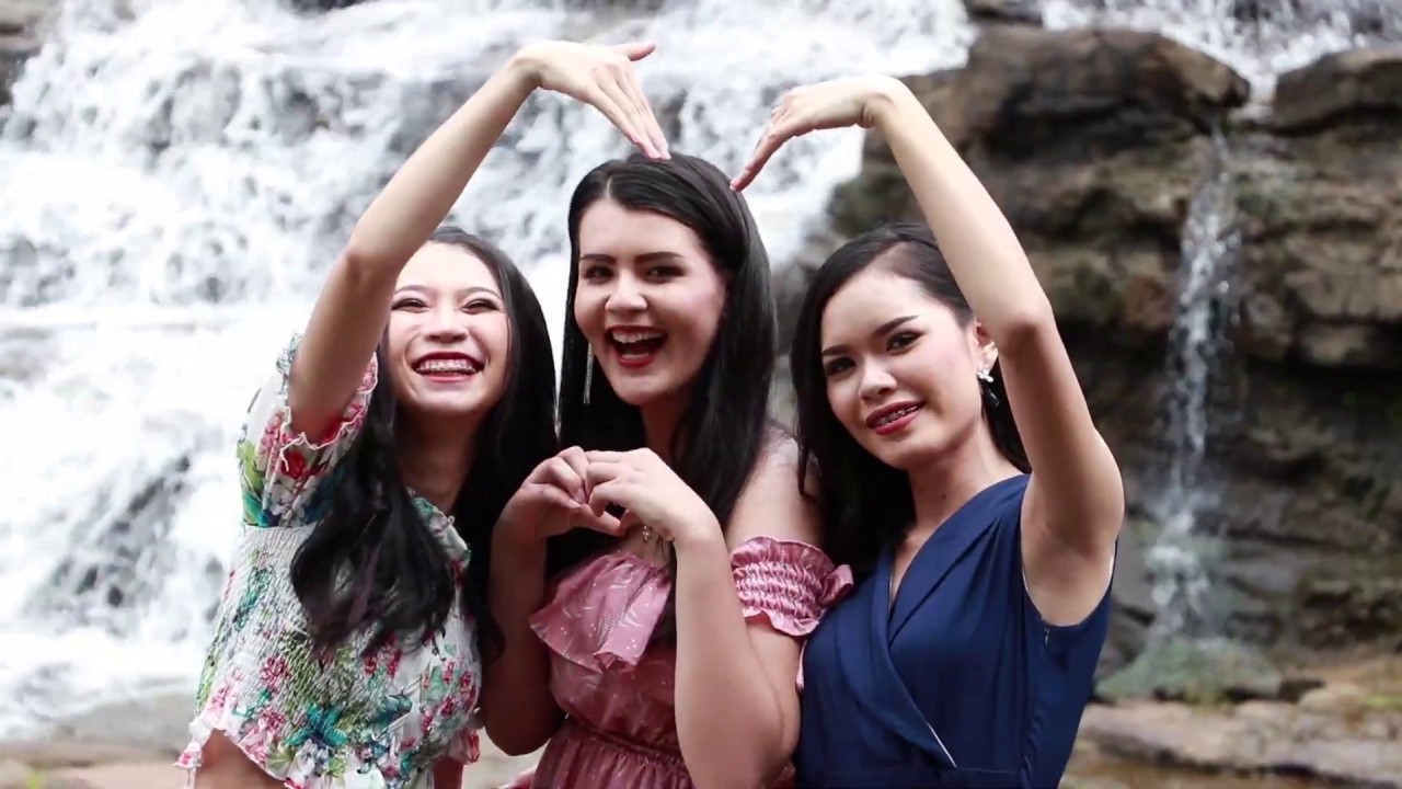 Salavan Salavan, LAOS ... Amazingly beautiful. - YouTube