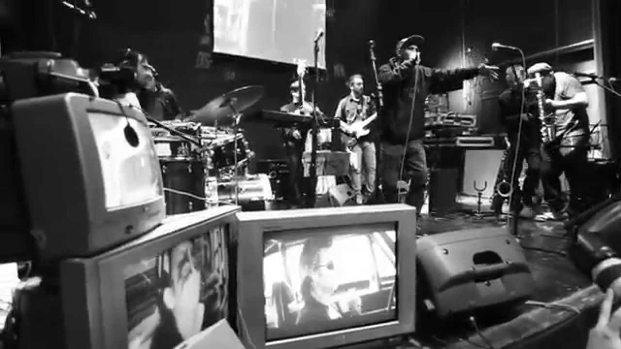 Franz Mezko feat Matiah Chinaski & Nosecuenta- Yo lo Encuentro (En vivo)