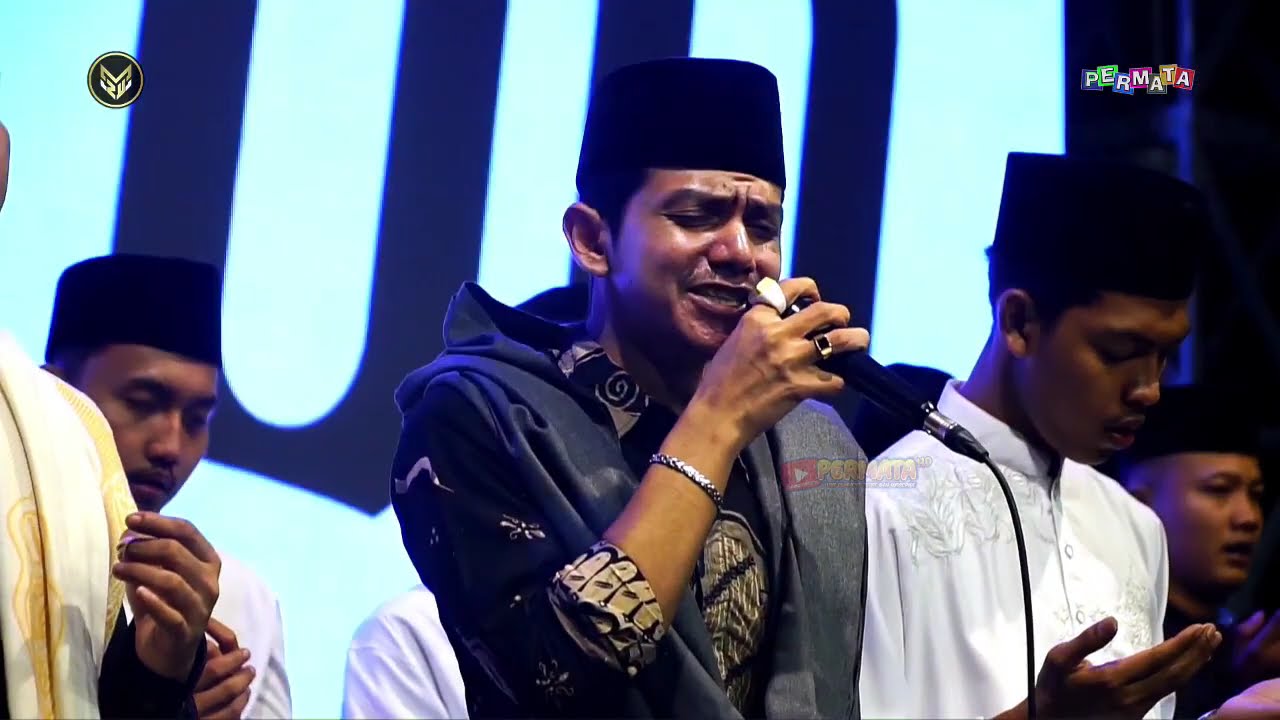 Mahalul Qiyam - Habib ZAIDAN YAHYA - Hadroh Pusat SEKAR LANGIT - live Magelang Bersholawat