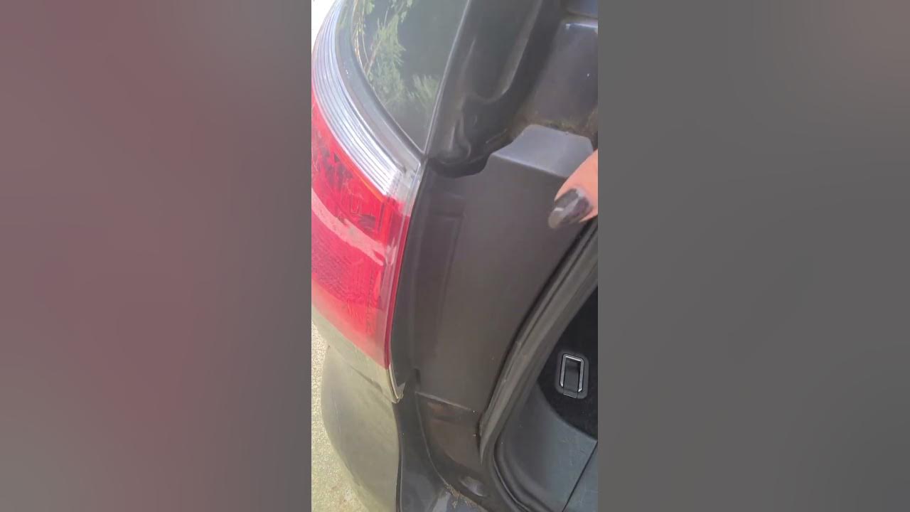 How to change tail lights on 2014 Nissan Pathfinder YouTube