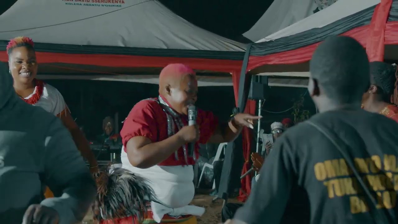 SENGA KULANAMA AKUBYE ABANTU OMUZIKI NOLUYIMBA LWE OLUPYA