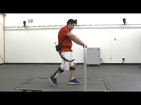 Walking with the Biomotum SPARK and Hemiplegia - video from Biomotum