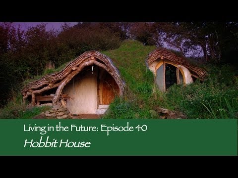 £3,000 Hobbit House by Simon Dale