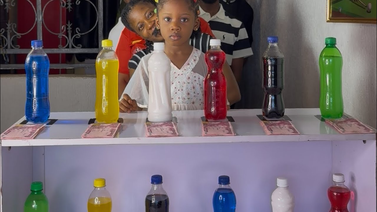 САМОЕ СМЕШНОЕ И УВЛЕКАТЕЛЬНОЕ ИСПОЛНЕНИЕ ПО СОЧЕТАНИЮ ЦВЕТОВ ПЯТИ (5) БУТЫЛОК 2025 ГОДА — СЕМЕЙНО...