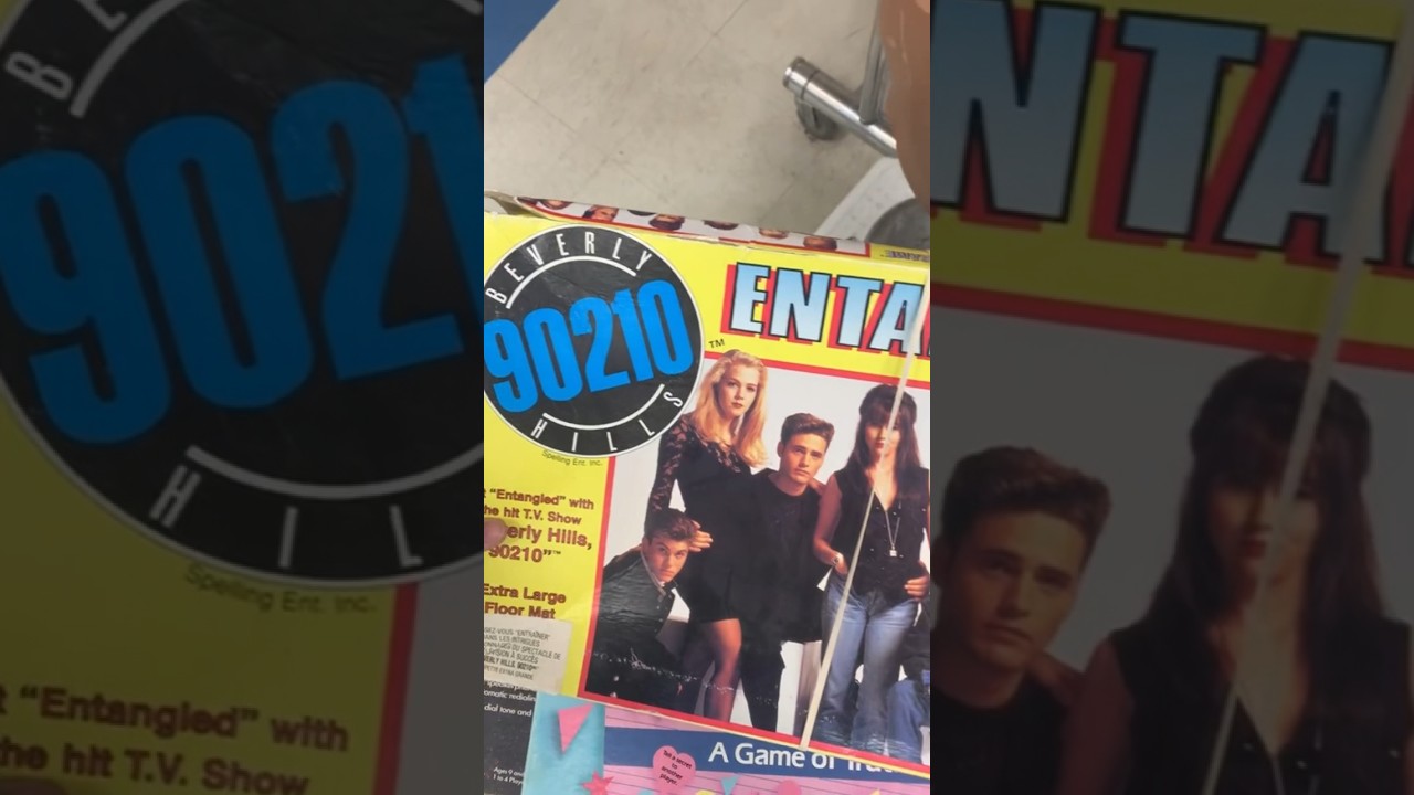 Thrift shopping for nostalgic 1990s toys and games!