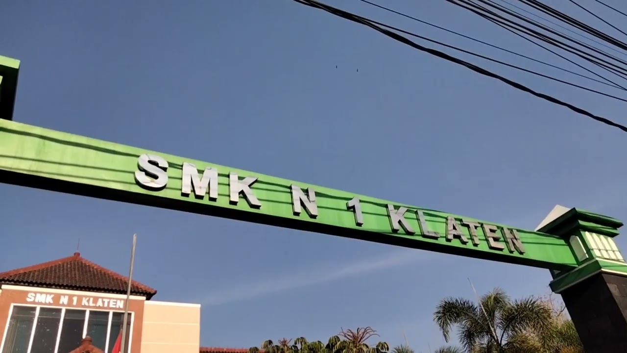 PERSONAL BRANDING - CALYA CALANDARA PUTRI (06) X BC 1