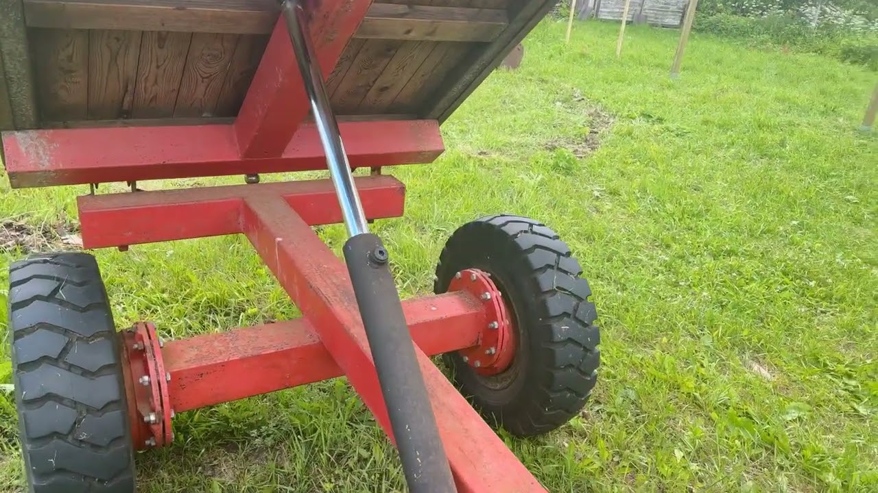 Traktor veteran VOLVO BM TERRIER 425