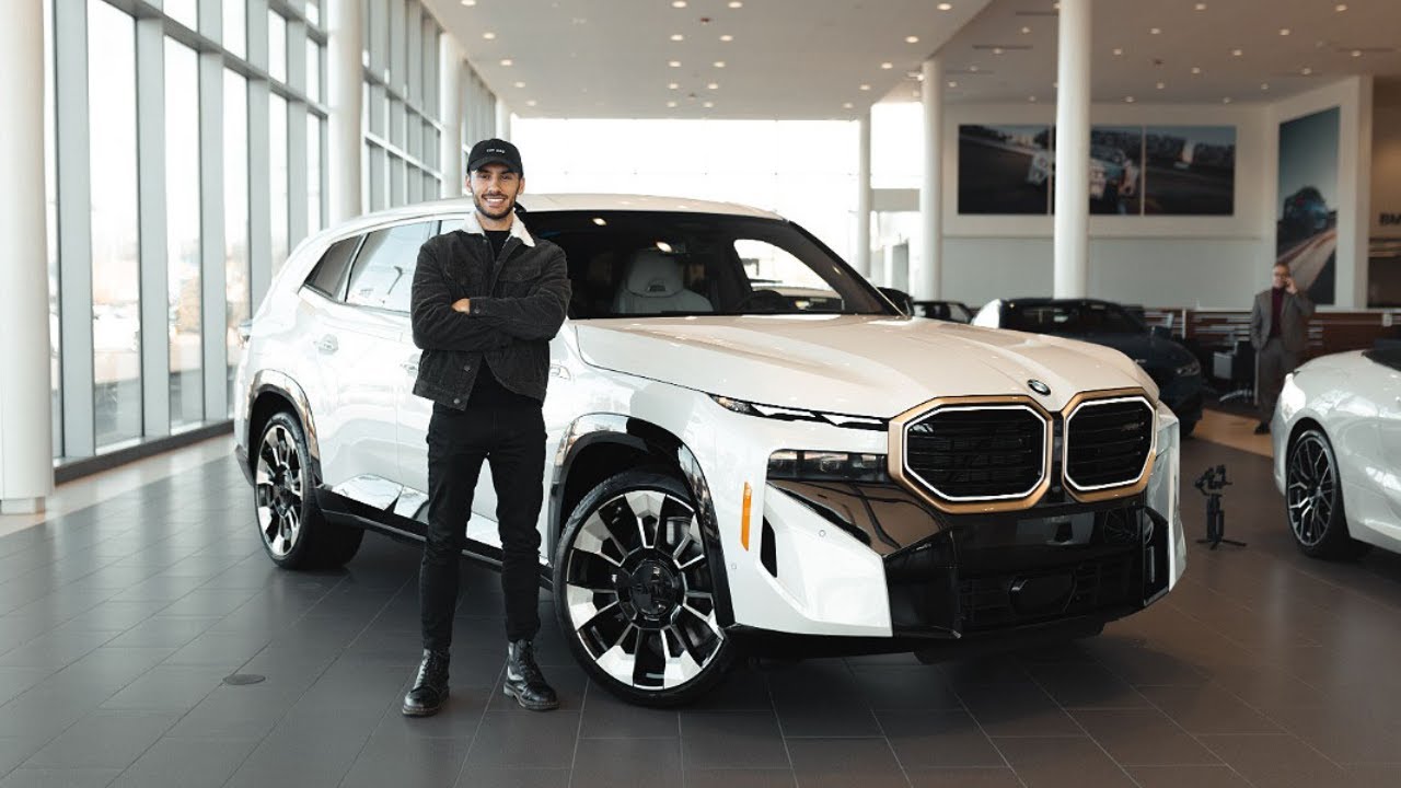 FIRST LOOK | 2023 BMW XM Review - Most Powerful BMW but.... - YouTube