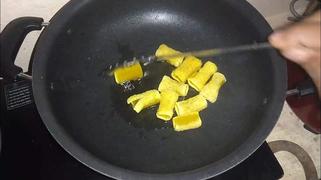 How to Fry Fryums, Fryums Recipe, How to Cook Fryums in Oil ,Fryums