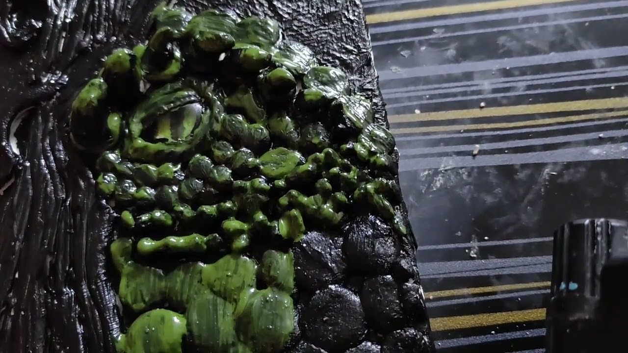 3d creature on dairy with clay 