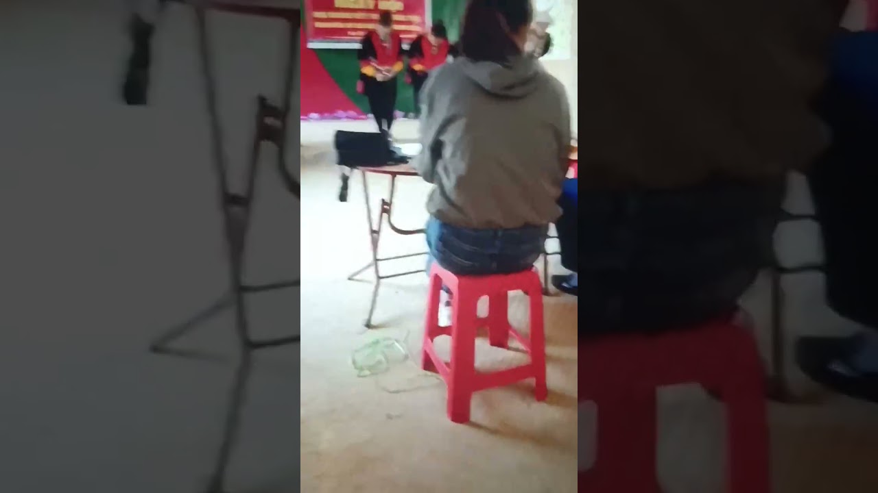 Páo dung ngày hội đại đoàn kết