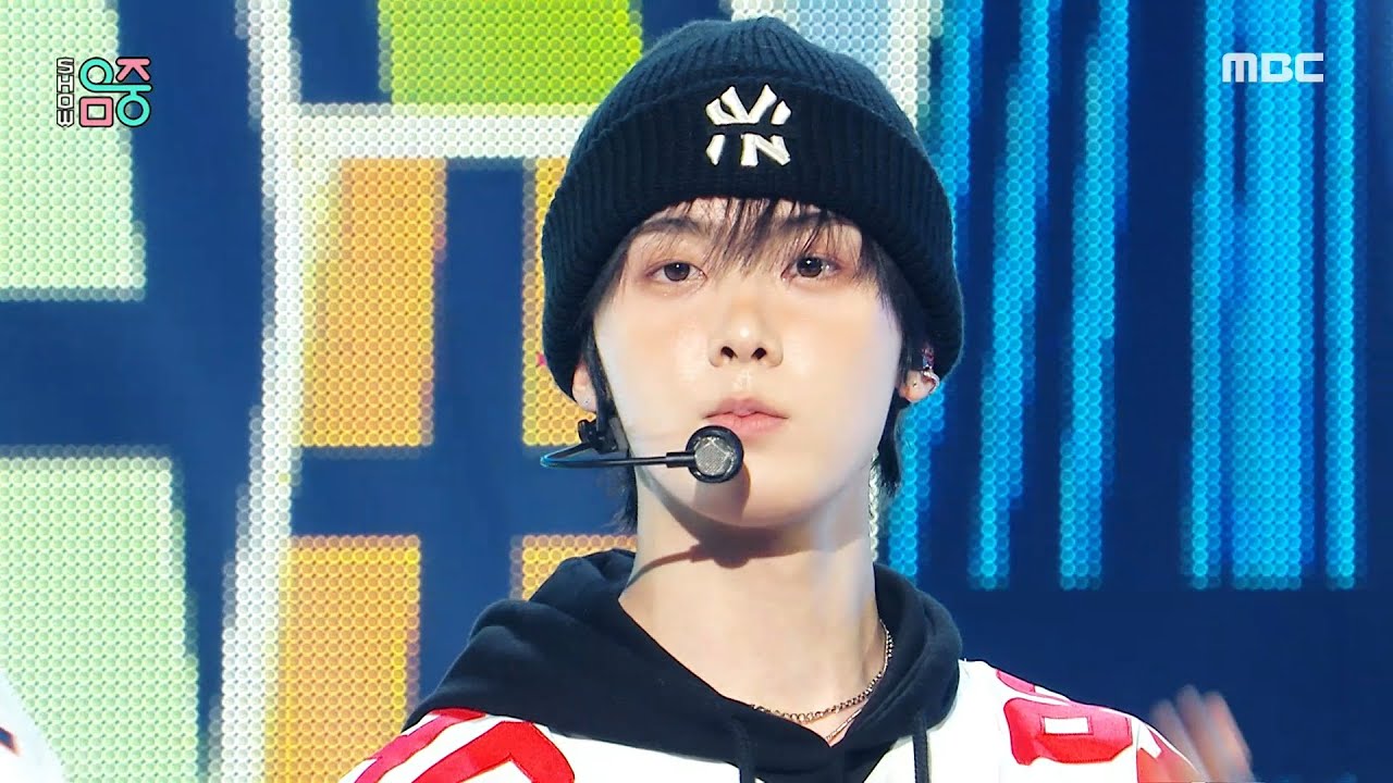 Watch MOONBIN & SANHA (문빈&산하)(ASTRO) - Chup Chup | Show! MusicCore | MBC230107방송 on YouTube Watch MOONBIN & SANHA (문빈&산하)(ASTRO) - Chup Chup | Show! MusicCore | MBC230107방송 on YouTube