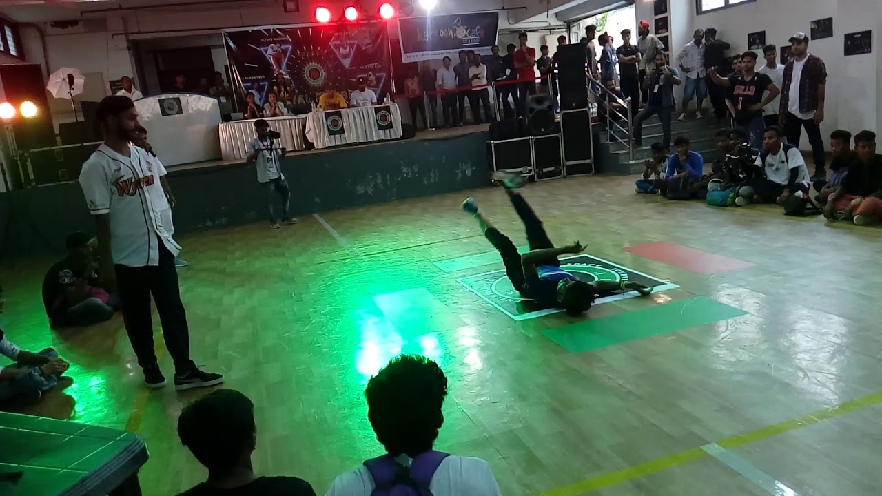 BBOY CAP10 first round in royal rumble judge by flying machine