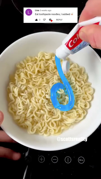 Wait for the noodles to change color! 😳😋
