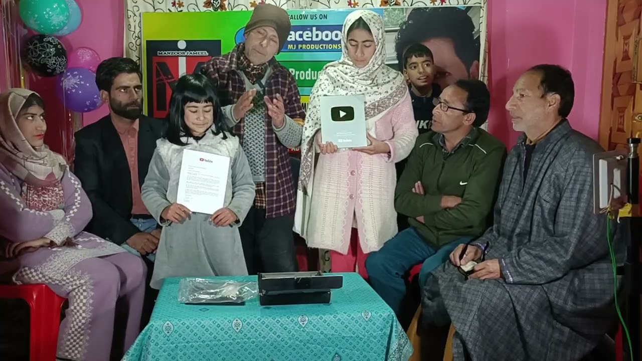 Серебряная кнопка Play, 100 000 подписчиков