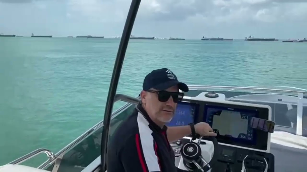Yacht Captain Singapore: From Wake to Horizon