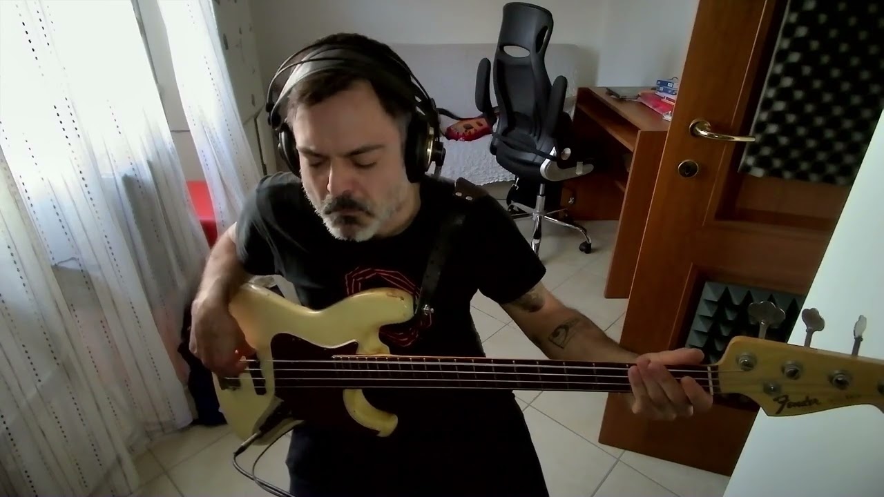Up Patriots To Arms - Franco Battiato - Bass cover