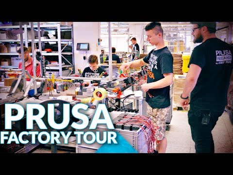 I saw how Prusament and the Prusa i3 MK3 are made! (we find some early SL1 prototypes)