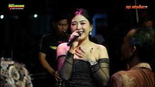 KALAH MATERI - RISNI AR || MEGASARI MUSIC LIVE WILANAGARA - LURAGUNG