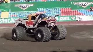 Monster Jam - Sweden - 2016 - Grave Digger, Zombie, Medusa, El toro loco, sonuva digger, Scooby doo. by IsJaNa 7,880 views 7 years ago 14 minutes, 51 seconds