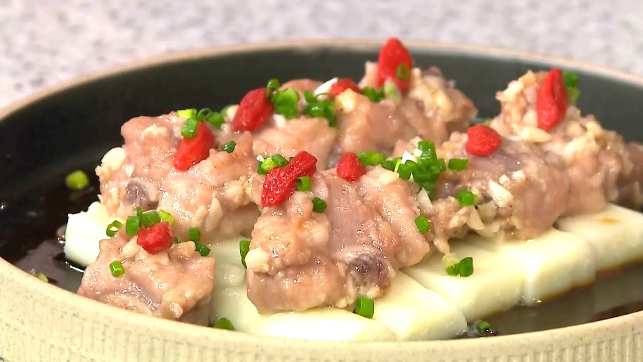 睇片學煮餸 | 淮山蒜香蒸排骨