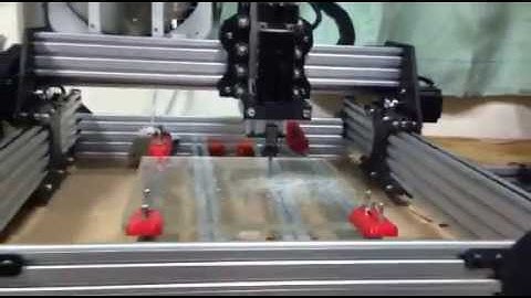 柯T生活科技教室自製3軸CNC測試影片