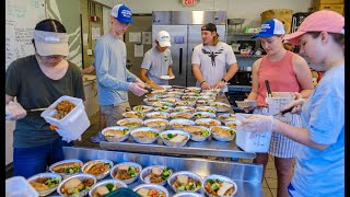 University of Kentucky students serve healthy, balanced meals to community through Meals on Wings