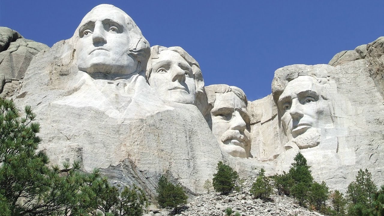 MOUNT RUSHMORE & THE BLACK HILLS